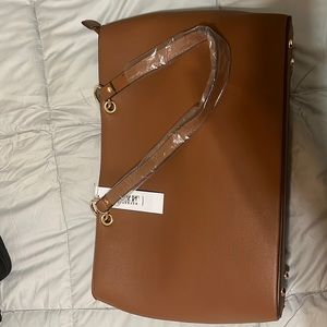NWT never used Malibu skye tan large purse .